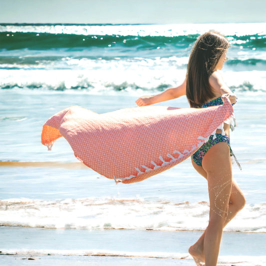 ways to use turkish beach towel coral pink lightweight quick-dry sand free